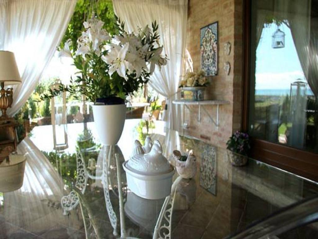 Villarondanella Fermo Exterior photo